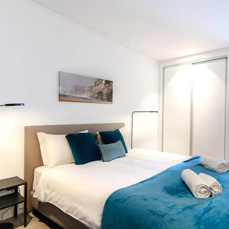Panoramic Views - Terrace, Sea Views & Pool Apartment Nazare